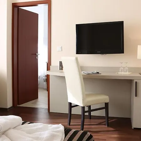 Il Cavallino 3* Warendorf