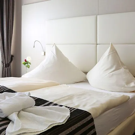 卡瓦利诺il酒店