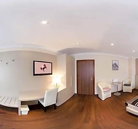 Il Cavallino 3* Warendorf