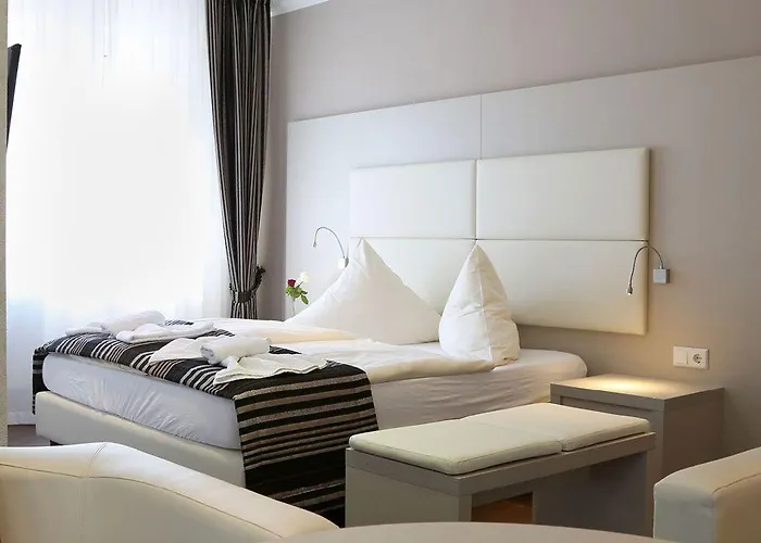 卡瓦利诺il酒店 3*